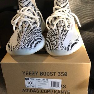 Zebra yezzeys